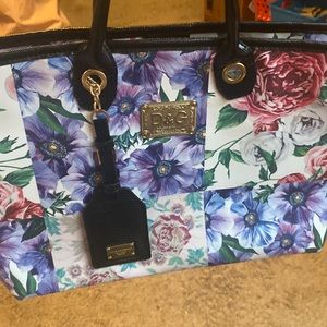 Dolce and gabbana capri tote